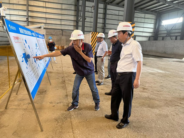 市副市長汪發(fā)進(jìn)到建材公司調(diào)研 市副市長汪發(fā)進(jìn)到建材公司調(diào)研