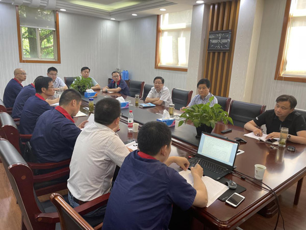 公司開(kāi)展年中工作調(diào)研 公司開(kāi)展年中工作調(diào)研